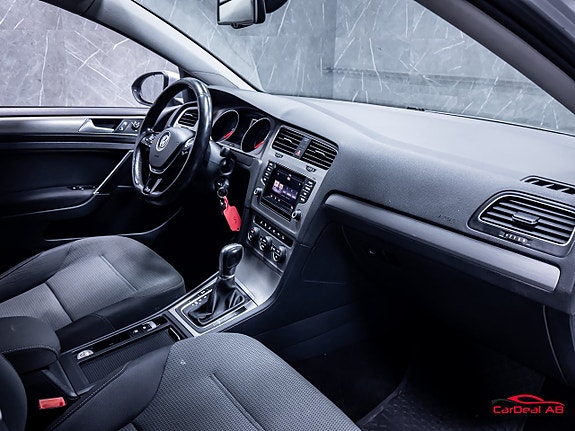 Volkswagen Golf I 14 of 24