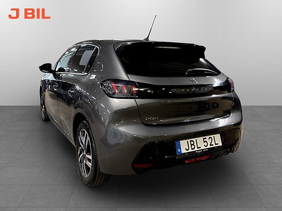 Peugeot 208 3 of 19