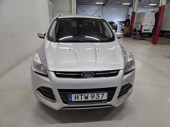 Ford Kuga 2 of 10