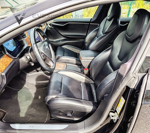 Tesla Model S 15 of 27