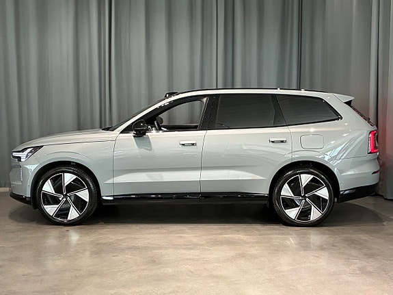 Volvo EX90 5 of 20