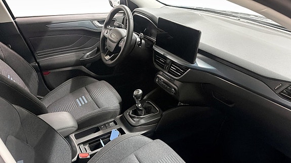 Ford Focus 3 of 9