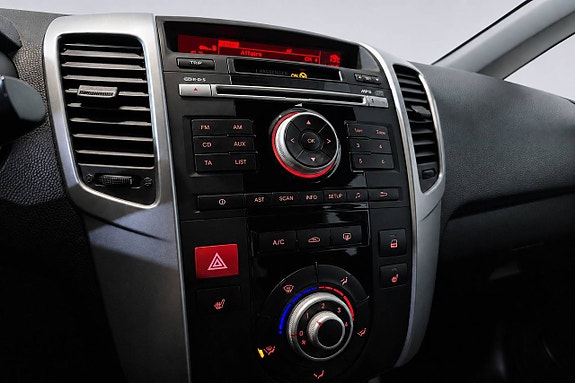 Kia Venga 22 of 28
