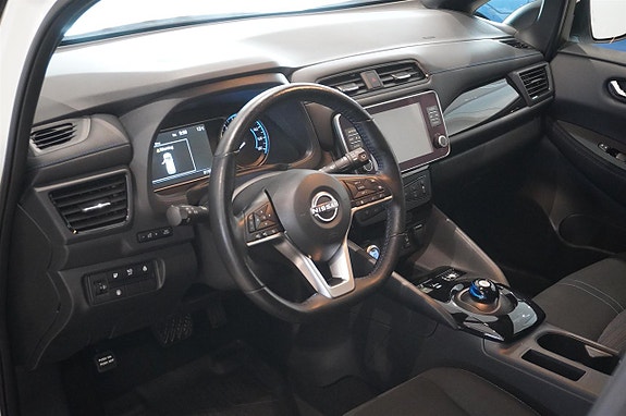 Nissan Leaf 2 of 12