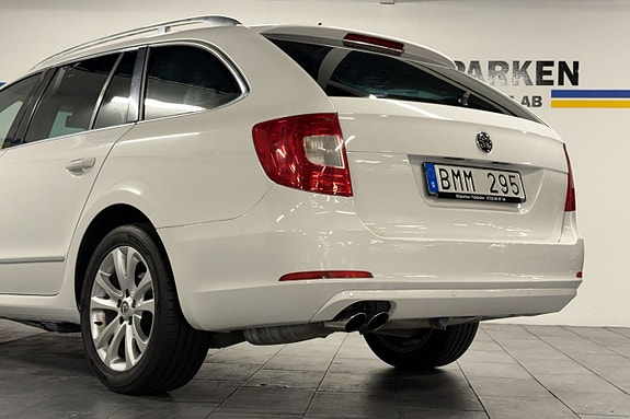Skoda Superb 11 of 30