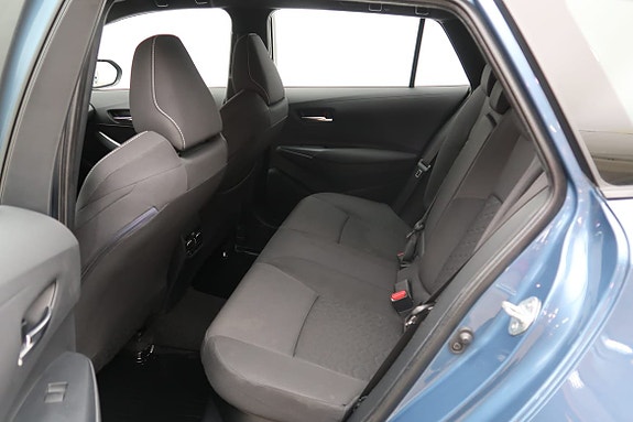 Toyota Corolla 5 of 12