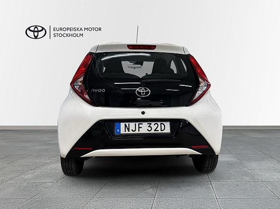 Toyota Aygo 4 of 14