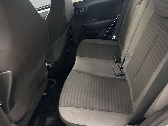 Toyota Aygo 7 of 14