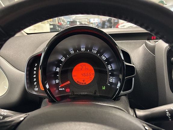 Toyota Aygo 13 of 14