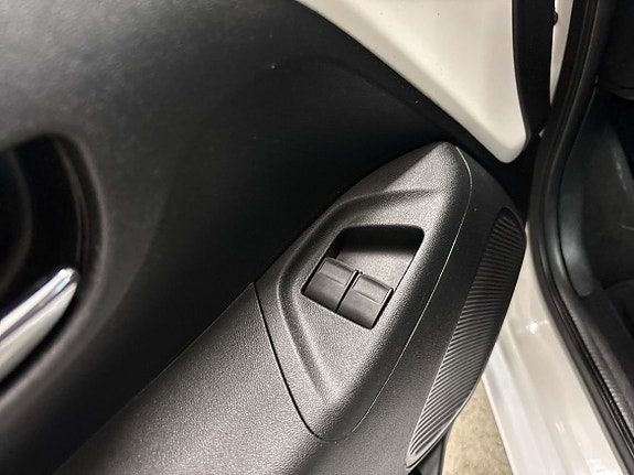 Toyota Aygo 12 of 14