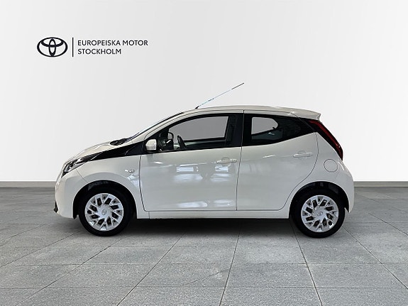 Toyota Aygo 3 of 14