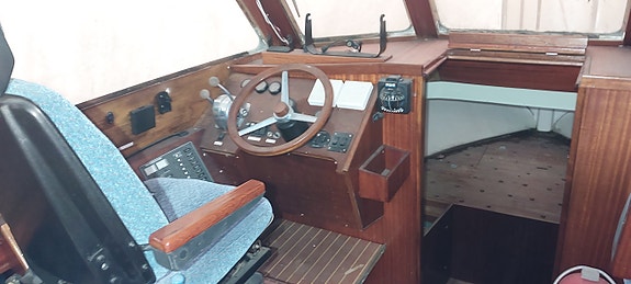 Coronet P27 Fd polisbåt. 2 of 3