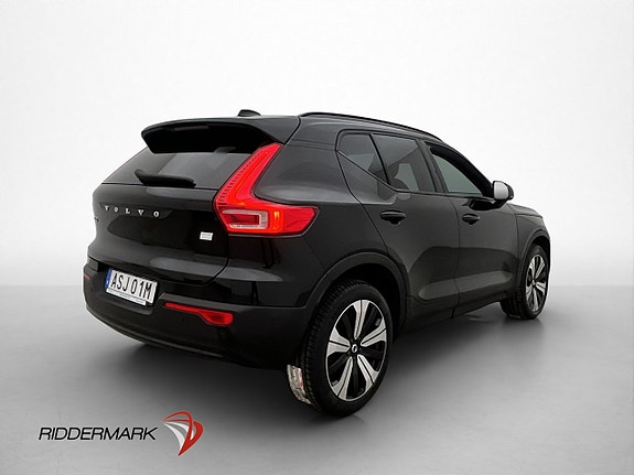 Volvo XC40 9 of 30