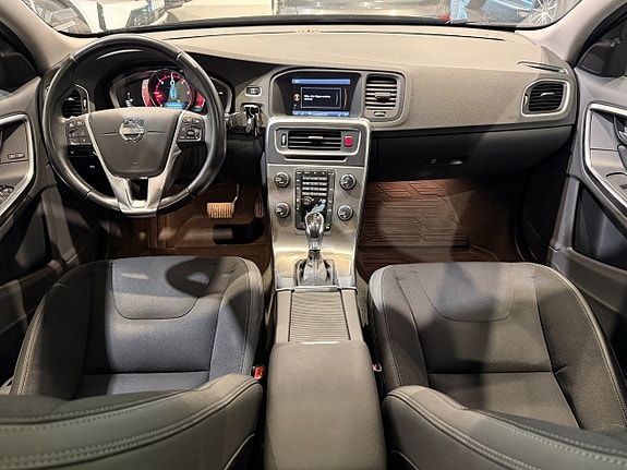 Volvo S60 9 of 20