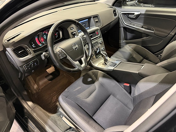 Volvo S60 13 of 20