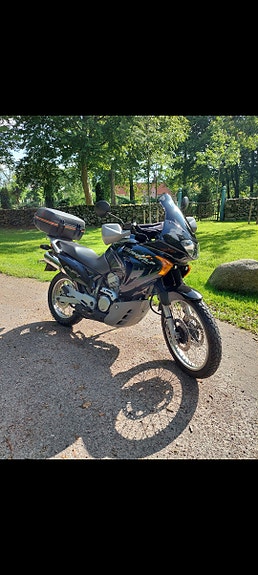Honda XL650V Transalp 3 of 6
