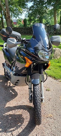 Honda XL650V Transalp 2 of 6