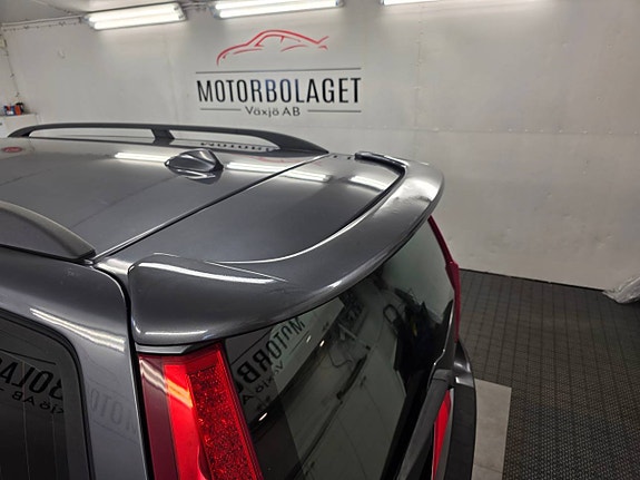 Volvo V70 7 of 9