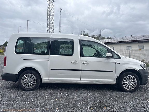 Volkswagen Caddy Maxi 4 of 30