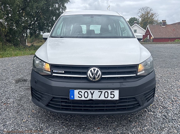 Volkswagen Caddy Maxi 2 of 30