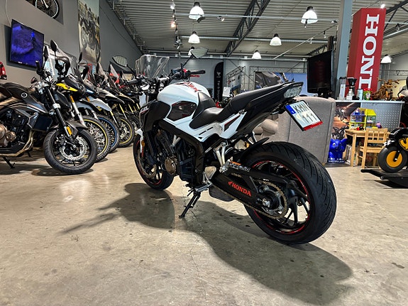 Honda CB650F 4 of 12