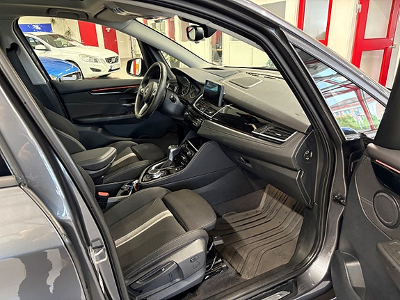 BMW 218d 13 of 13