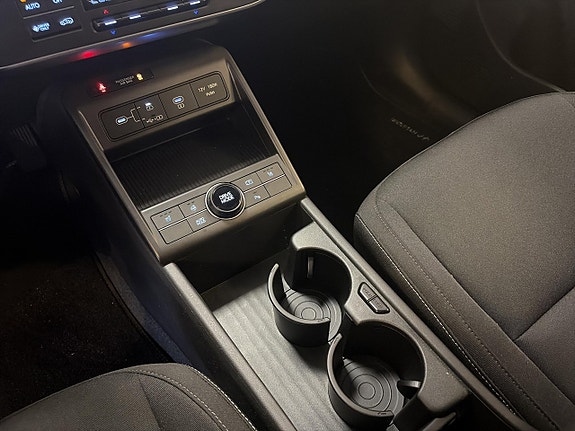 Hyundai Kona 7 of 11