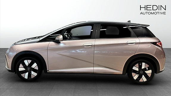 BYD Dolphin 6 of 12