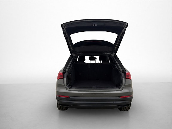 Audi Q3 9 of 27