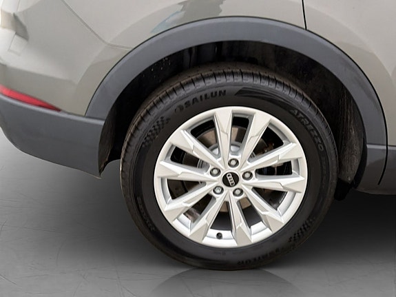 Audi Q3 26 of 27