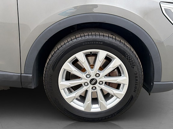 Audi Q3 27 of 27
