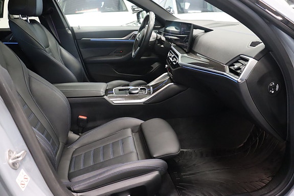 BMW i4 12 of 30