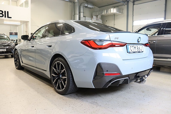 BMW i4 5 of 30