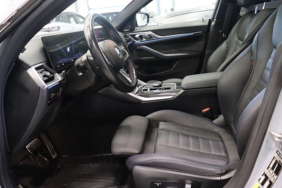 BMW i4 11 of 30