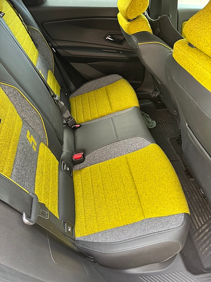 Renault 5 E-Tech 5 of 6