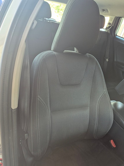 Volvo V60 8 of 9