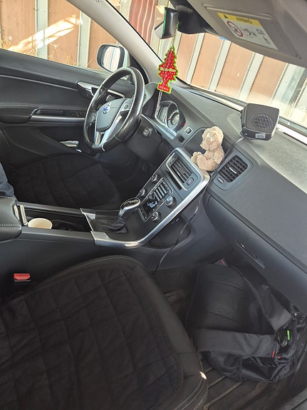 Volvo V60 9 of 9