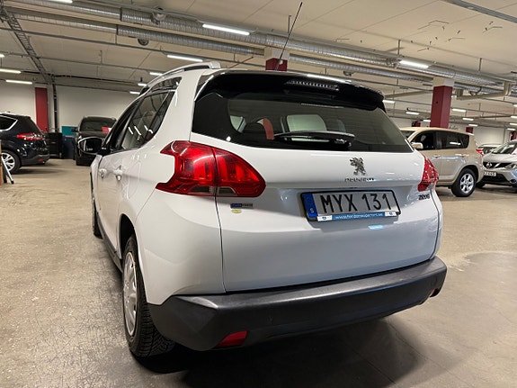 Peugeot 2008 5 of 19