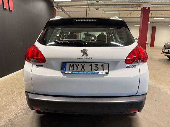 Peugeot 2008 4 of 19