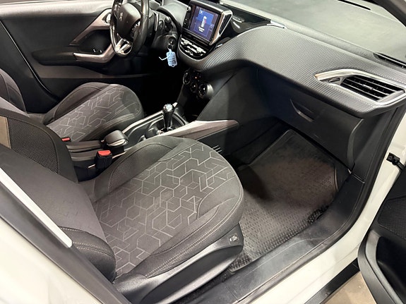 Peugeot 2008 13 of 19