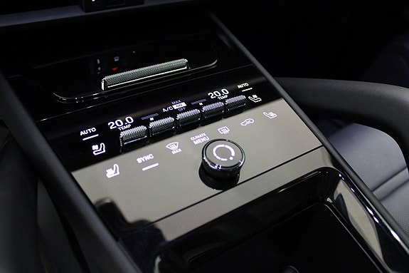 Porsche Cayenne S 19 of 21