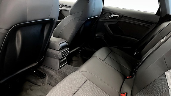 Audi A3 10 of 12