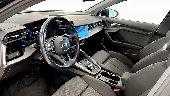 Audi A3 8 of 12