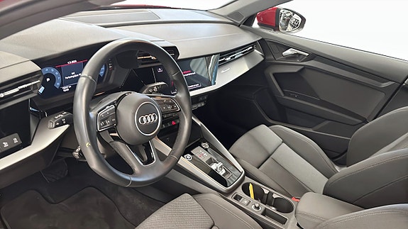 Audi A3 8 of 13