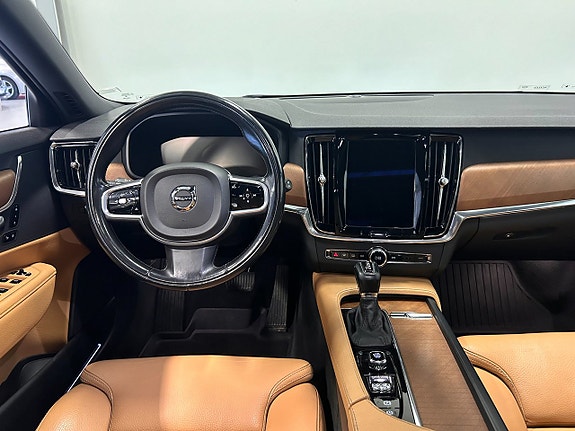 Volvo V90 16 of 24
