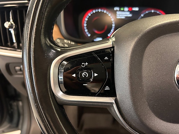 Volvo V90 19 of 24