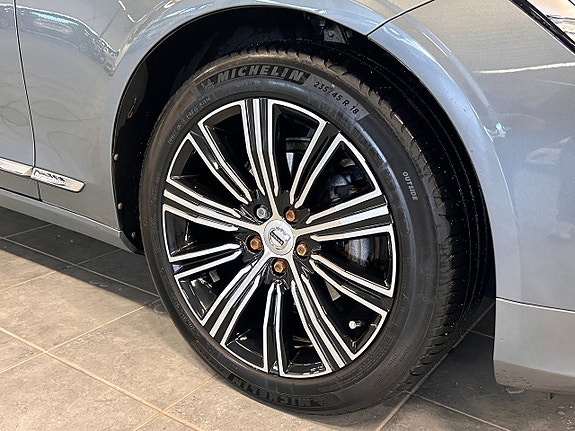Volvo V90 3 of 24