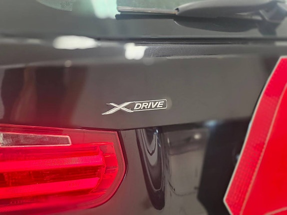 BMW 320d 11 of 11