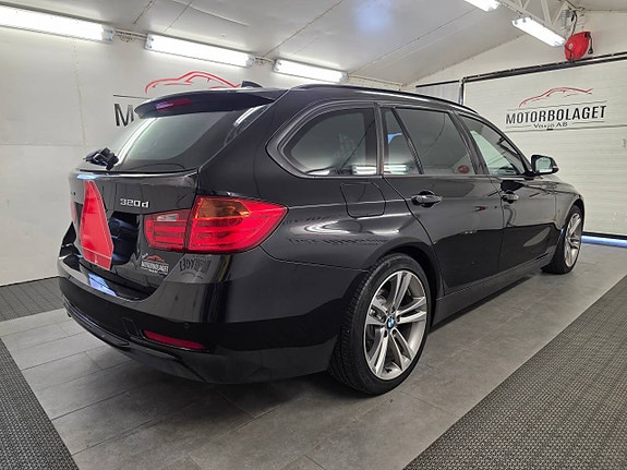 BMW 320d 3 of 11