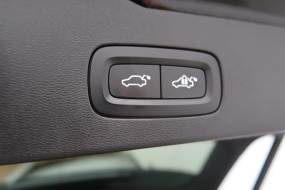 Volvo V60 13 of 14